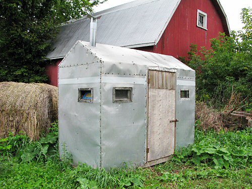 Composting toilet outhouse